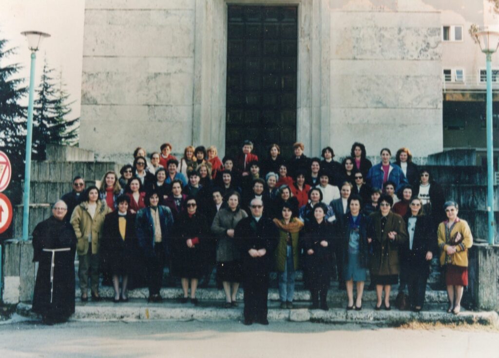 2 cursillos a napoli dal 28.1191 al 01.12.91 diocesi di ave_risultato